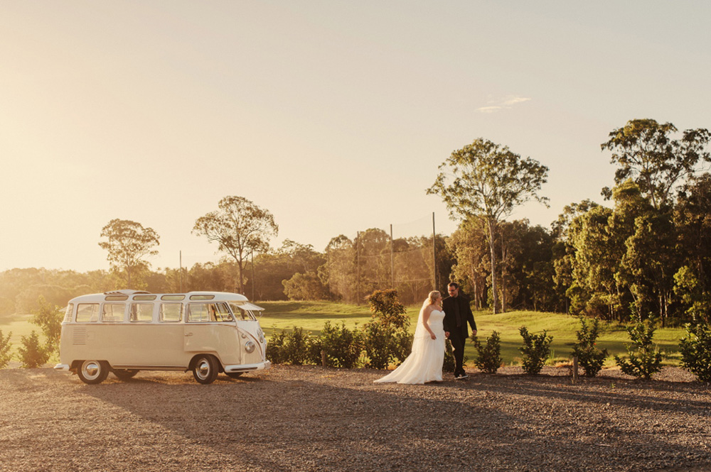 Beautiful evening wedding on the Gold Coast with Lola the Kombi in service once again